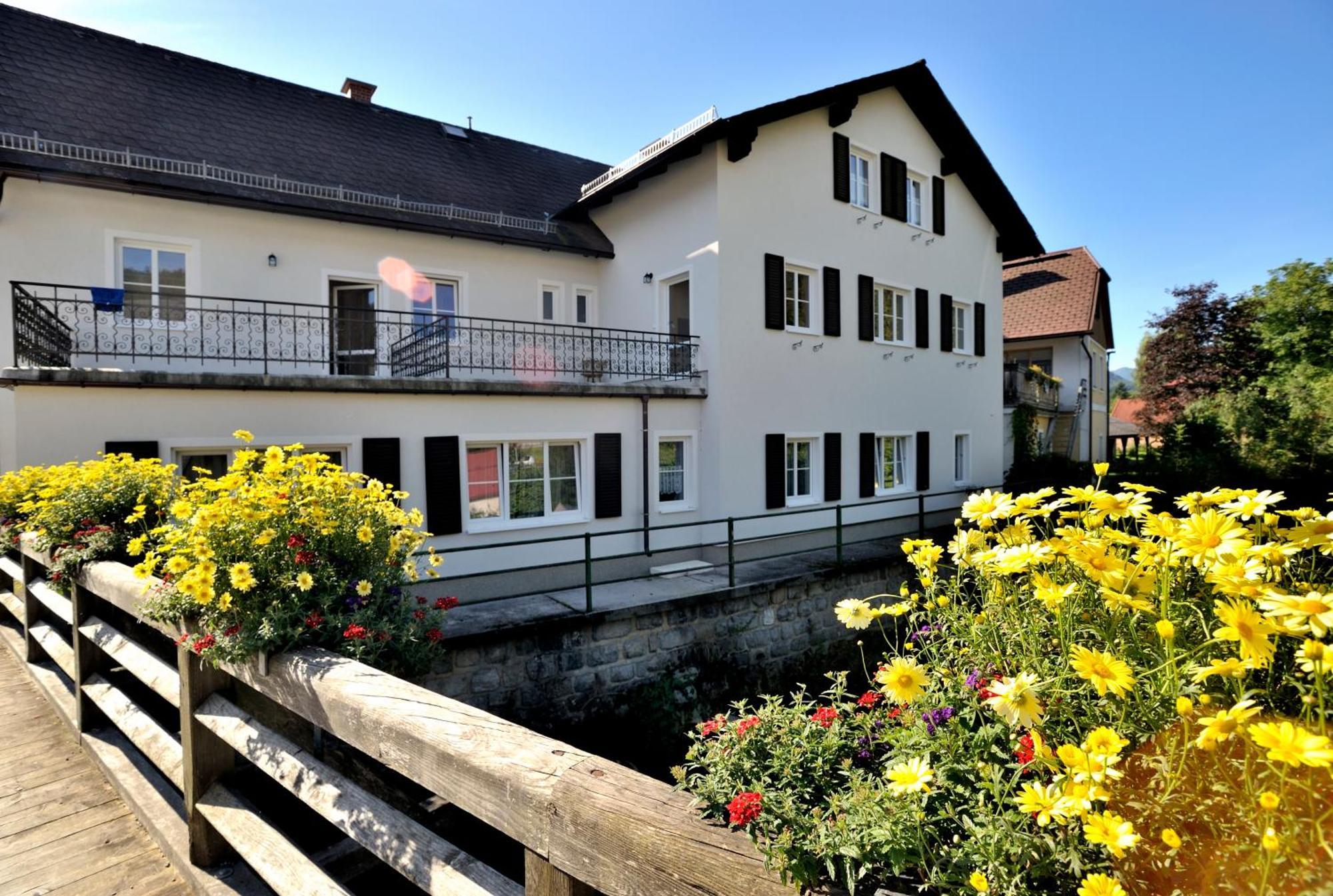 Appartements Lobkowicz เกิสต์ลิง อัน แดร์อิบส์ ภายนอก รูปภาพ